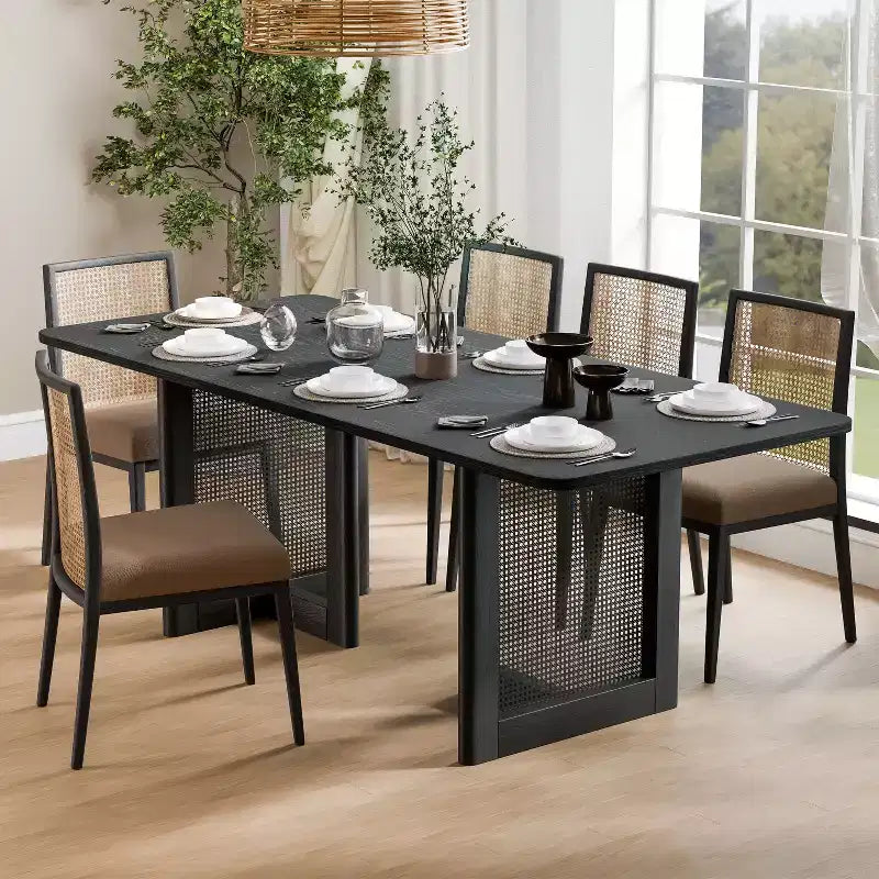 Tavolo da pranzo rettangolare nero, posti fino a 8 persone