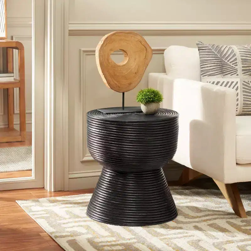 Tavolino d'appoggio rotondo in rattan nero, 1 persona
